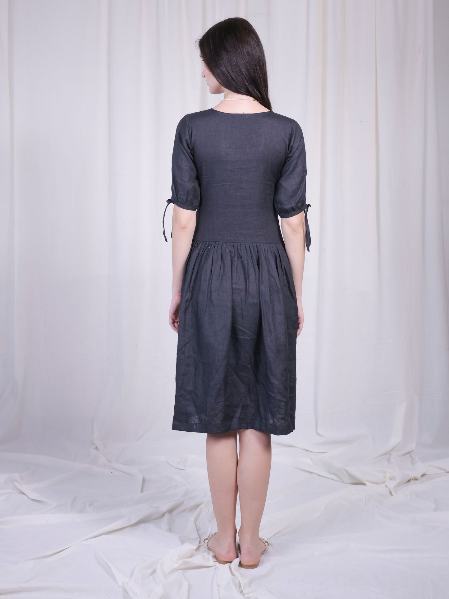Black linen midi dress with Button-down